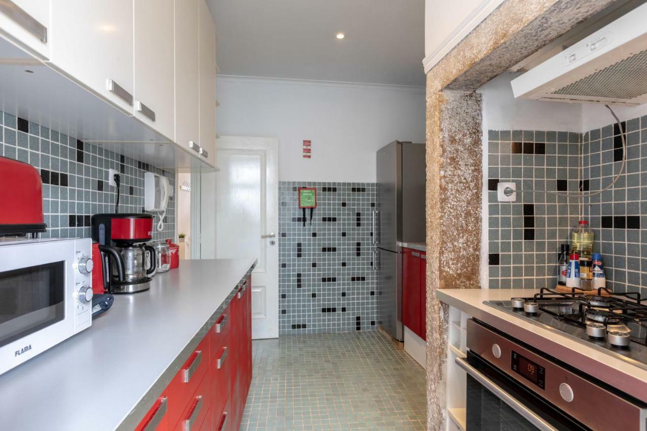 Fantastic Family Apartment In Estrela Lisboa Exterior foto
